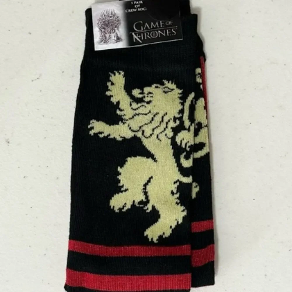 NEW Pair of Game of Thrones Crew Socks Color Black and Red Size 6-12
